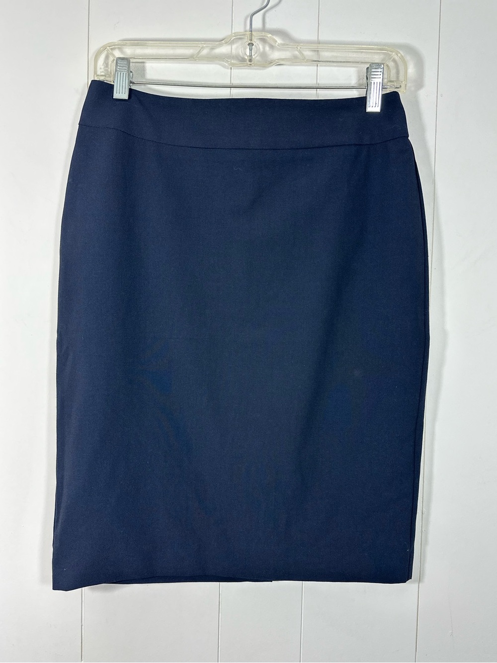 NWT Ann Taylor Womens Size 0 Navy Straight Pencil Skirt Lined With Back Slit Zip